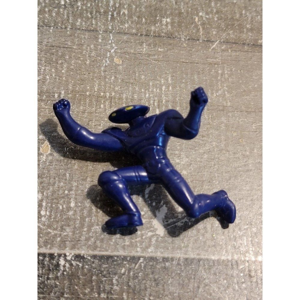 Villain purple robot alien McDonald's 2011 toy‎ figure